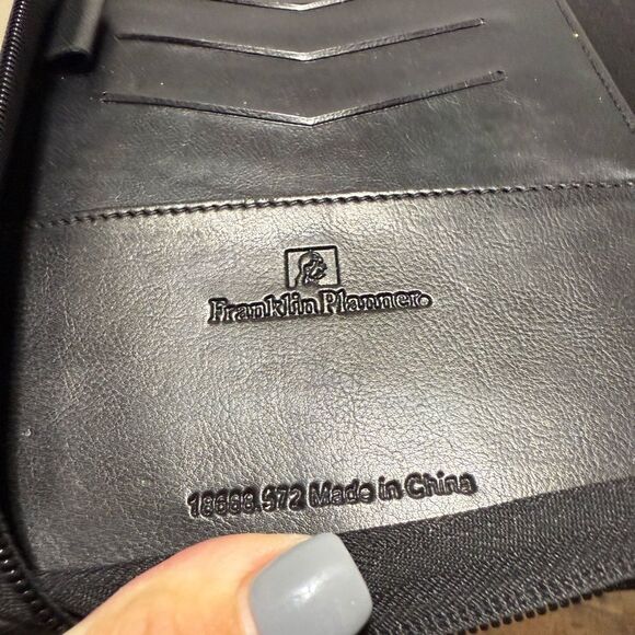 Franklin Covey PLANNER  BINDER BLACK  18688 7 rings - Picture 5 of 12